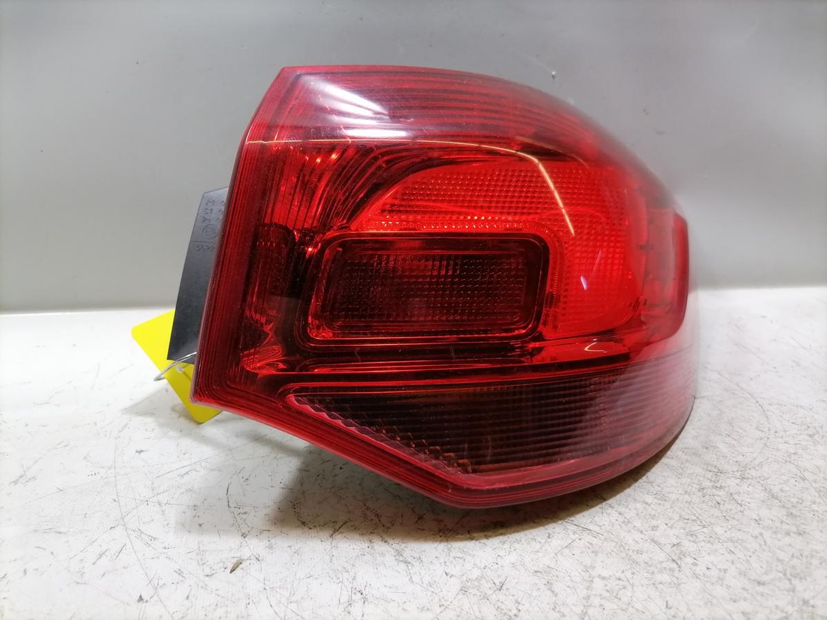 Opel Astra J original R&uuml;cklicht R&uuml;ckleuchte Schlussleuchte rechts Kombi Bj.2012